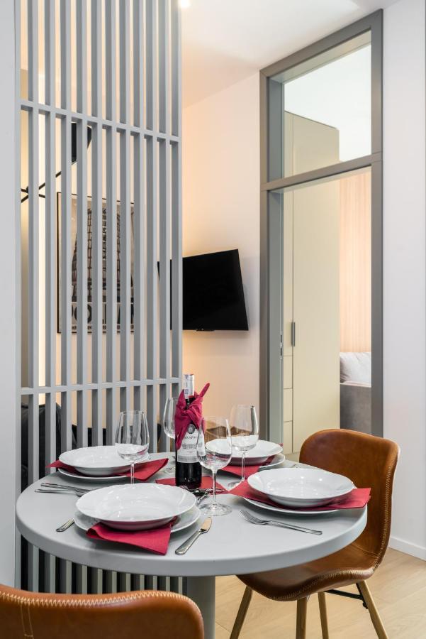 Central Apartments Garbary By Noclegi Renters Poznan Exterior photo