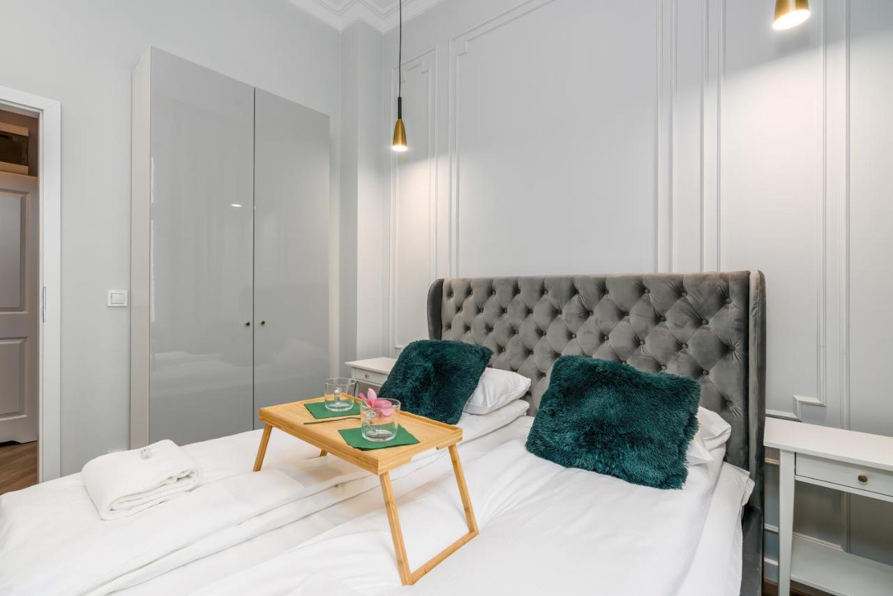 Central Apartments Garbary By Noclegi Renters Poznan Exterior photo